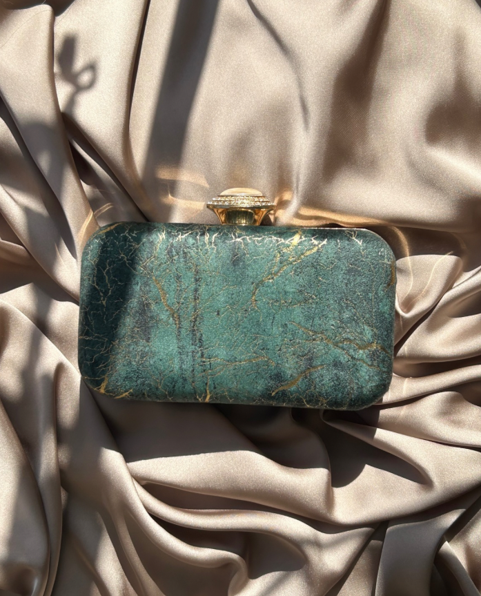 GREEN MARBLE CLUTCH