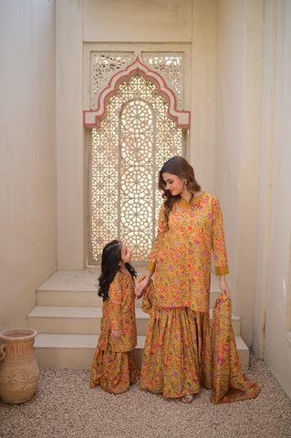 MUSTARD GHARARA